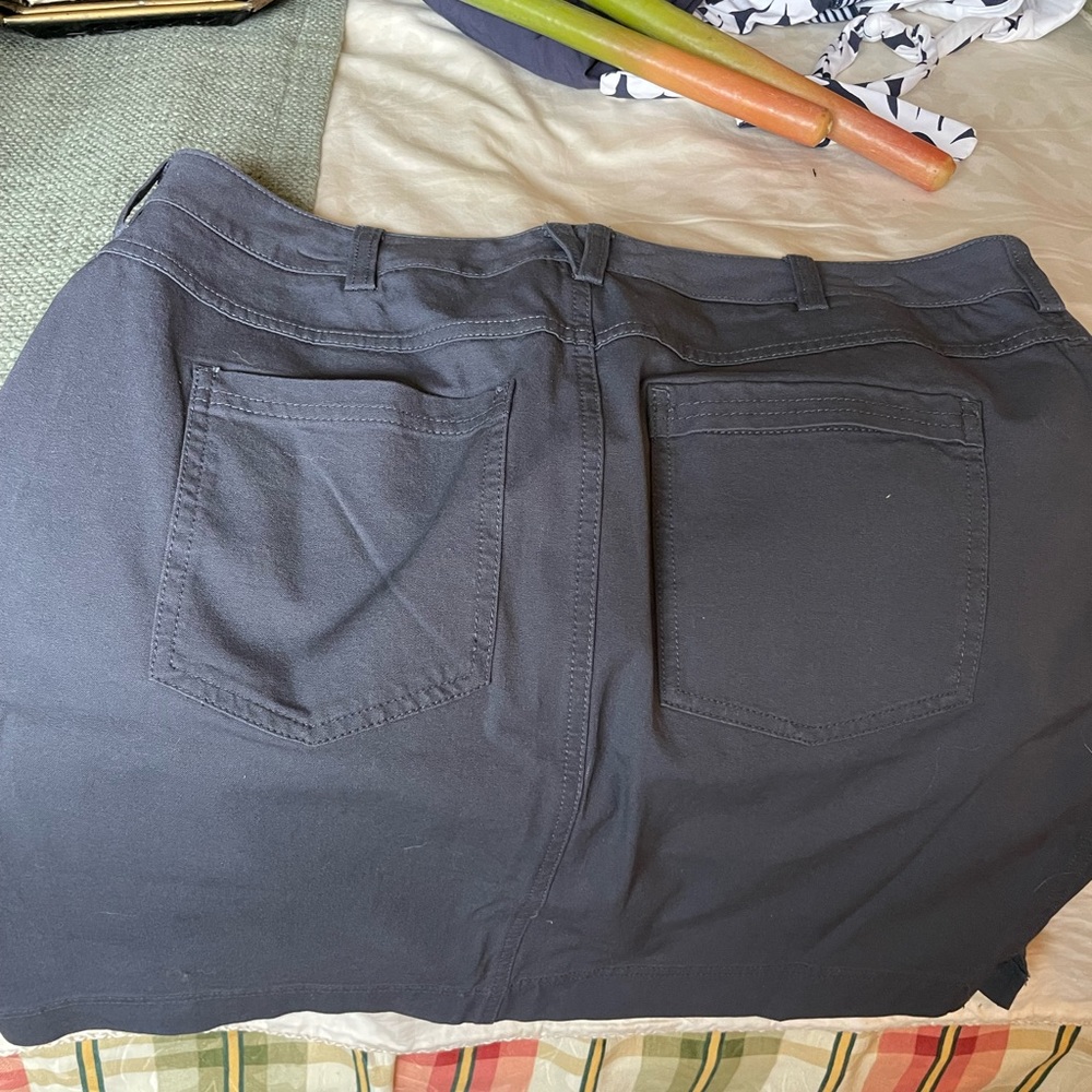 NWT- DULUTH TRADING Skirt. Blue gray color. New with out tags. Make an offer. - Picture 2 of 3